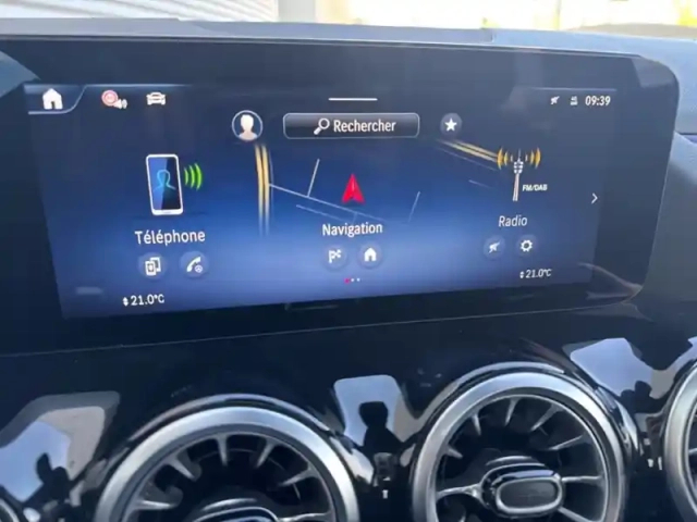 Mercedes Gla 250 e hybrid eq amg line — photo 20