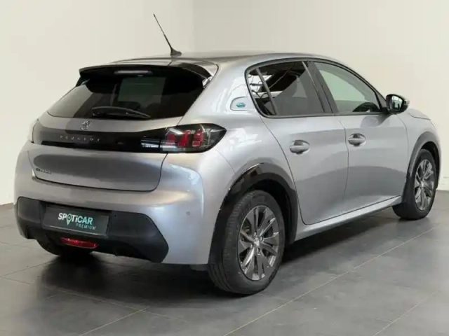 Peugeot 208 e- 136ch style — photo 7