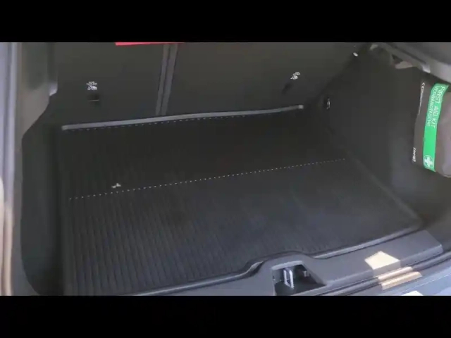Volvo Ex30 p5 long range 272ch 69kwh ultra — photo 12