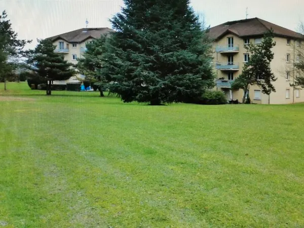 Rez-de-jardin 3 pièces de 54 m² avec jardin privatif quartier Intermarché de Rumilly