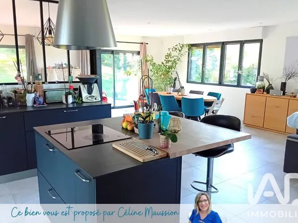 Maison 8 pièces 212 m²