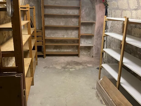 Loue cave 12m² Paris 17ème, Batignolles