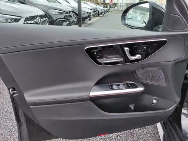Mercedes Classe C 220 d berline amg lin — photo 21