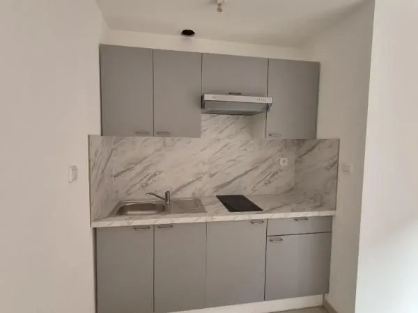 Studio 1 pièce 16 m²