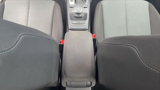 Audi Q2 1.4 TFSI 150 S-Tronic 7 - Design – 2017 – 64626 km – Essence – Boîte Automatique — photo 3