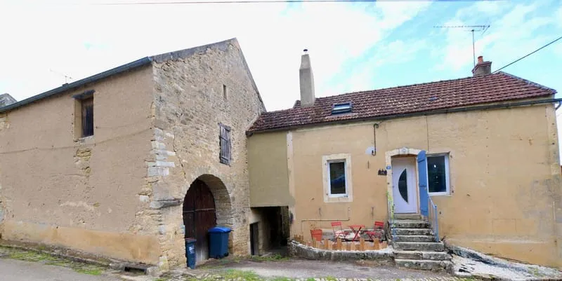 Photo 1