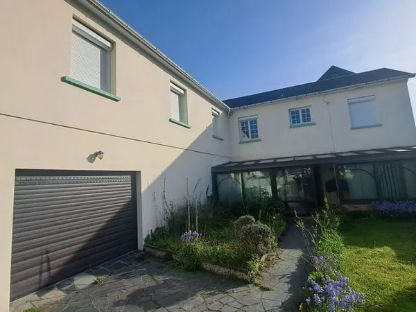 Maison 6 pièces 195 m²