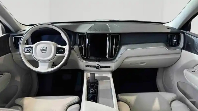 Volvo Xc60 t6 awd hybride rechargeable 253 ch+145 ch geartronic 8 — photo 6