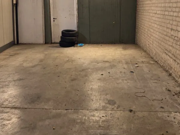 Local d’activité et entrepôt Location Rexpoëde 1p 20m² 200€