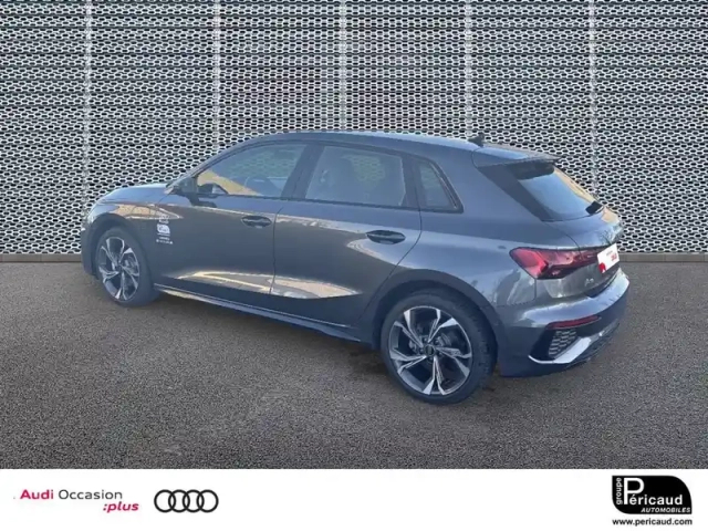 Audi A3 sportback 40 tfsie 204 s tronic 6 — photo 17