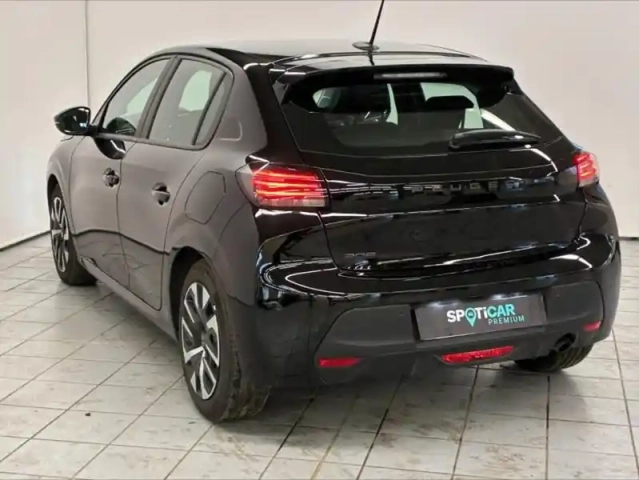 Peugeot 208 1.2 100ch s&amp;s style — photo 2