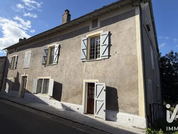 Maison 8 pièces 289 m²