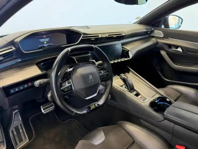 Peugeot 508 sw hybrid4 360ch e-eat8 peugeot sport engineered — photo 9