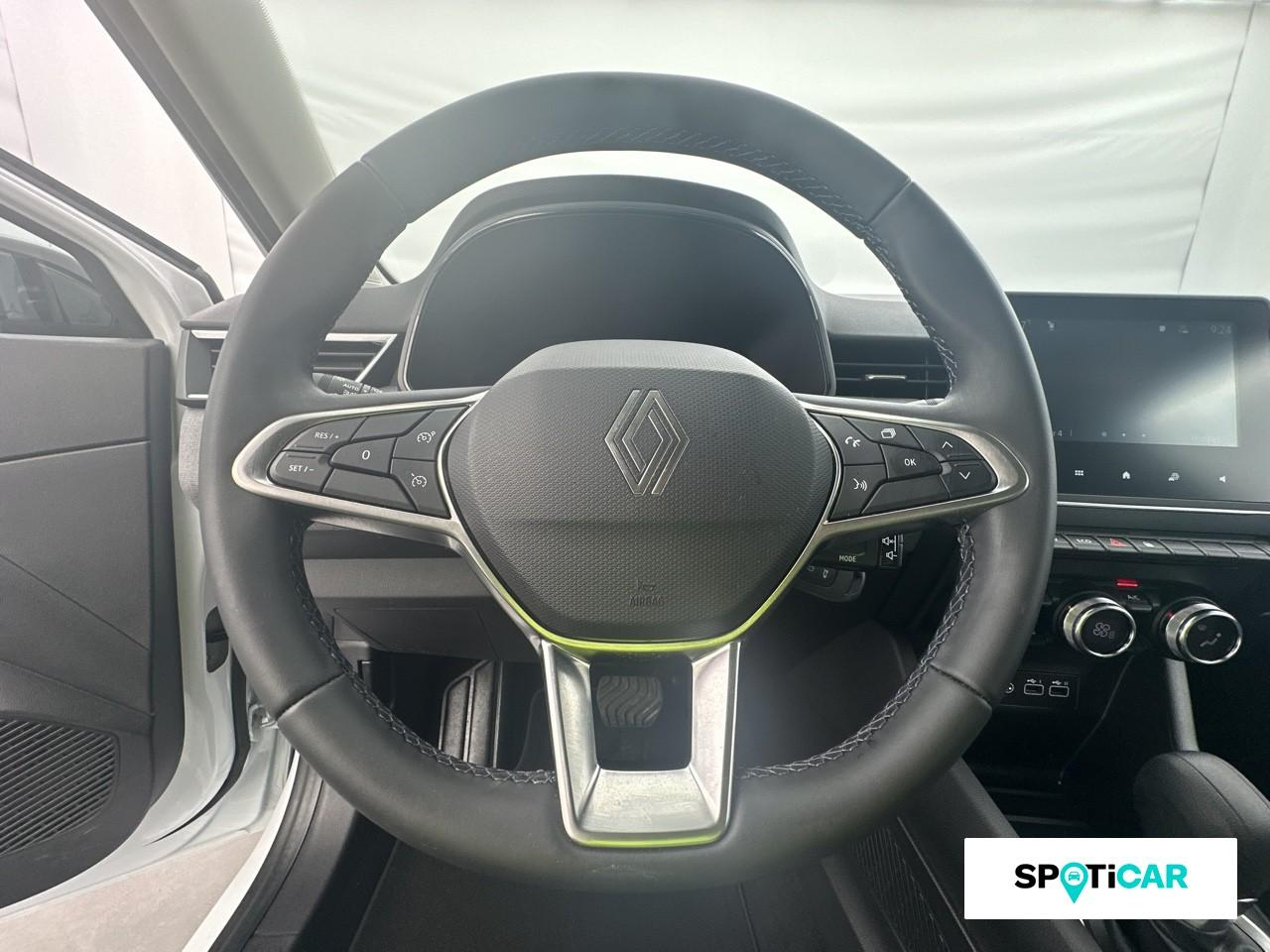 Renault Clio 1.6 e-tech 145ch full hybrid evolution - 24 — photo 12