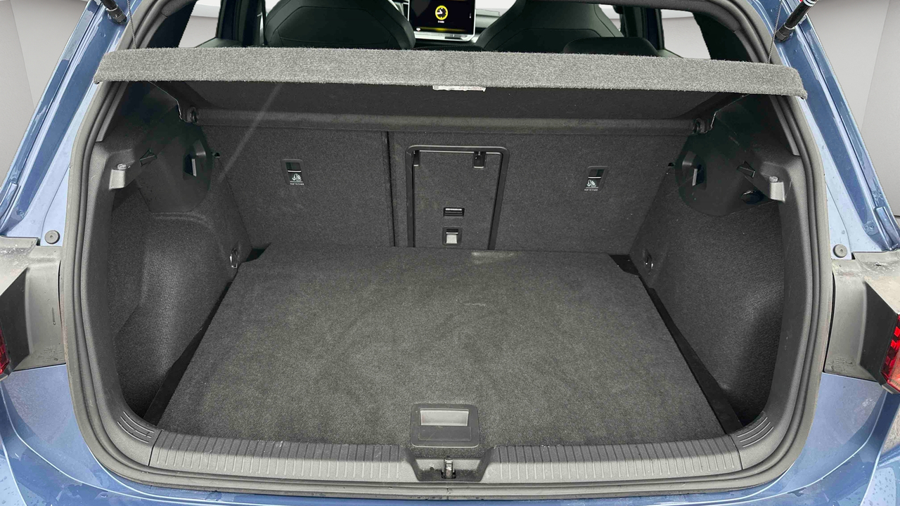 Volkswagen Golf 1.5 eTSI EVO2 150 DSG7 — photo 13