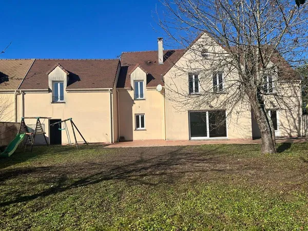 Maison 8 pièces 262 m²