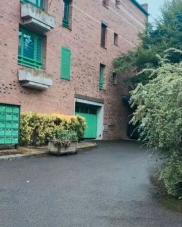Garage/box 13 metres Cergy centre