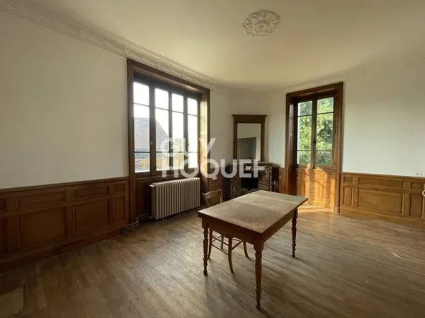 Maison 10 pièces 313 m²