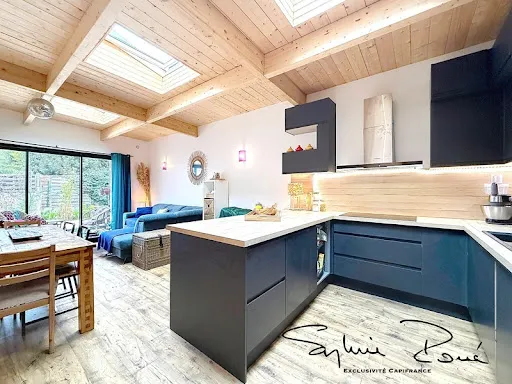 Maison 6 pièces 180 m²