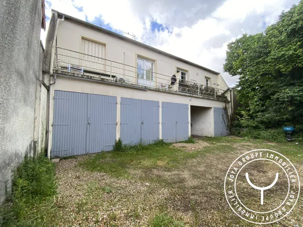 Immeuble 180 m²