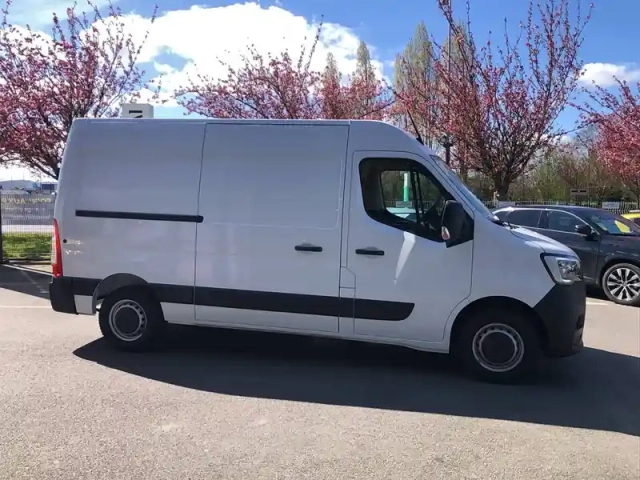 Renault Master fgn trac f3500 l2h2 blue dci 135 — photo 38