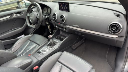Audi S3 Sportback 2.0 TFSi 300 Quattro S-Tronic 6 - S – 2015 – 92294 km – Essence – Boîte Manuelle — photo 23