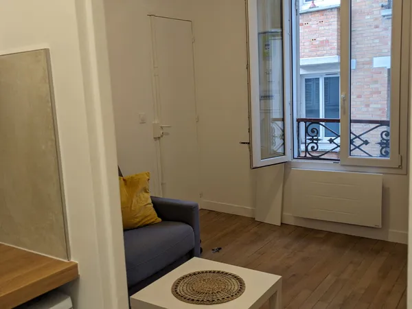 Loue studette meublée
