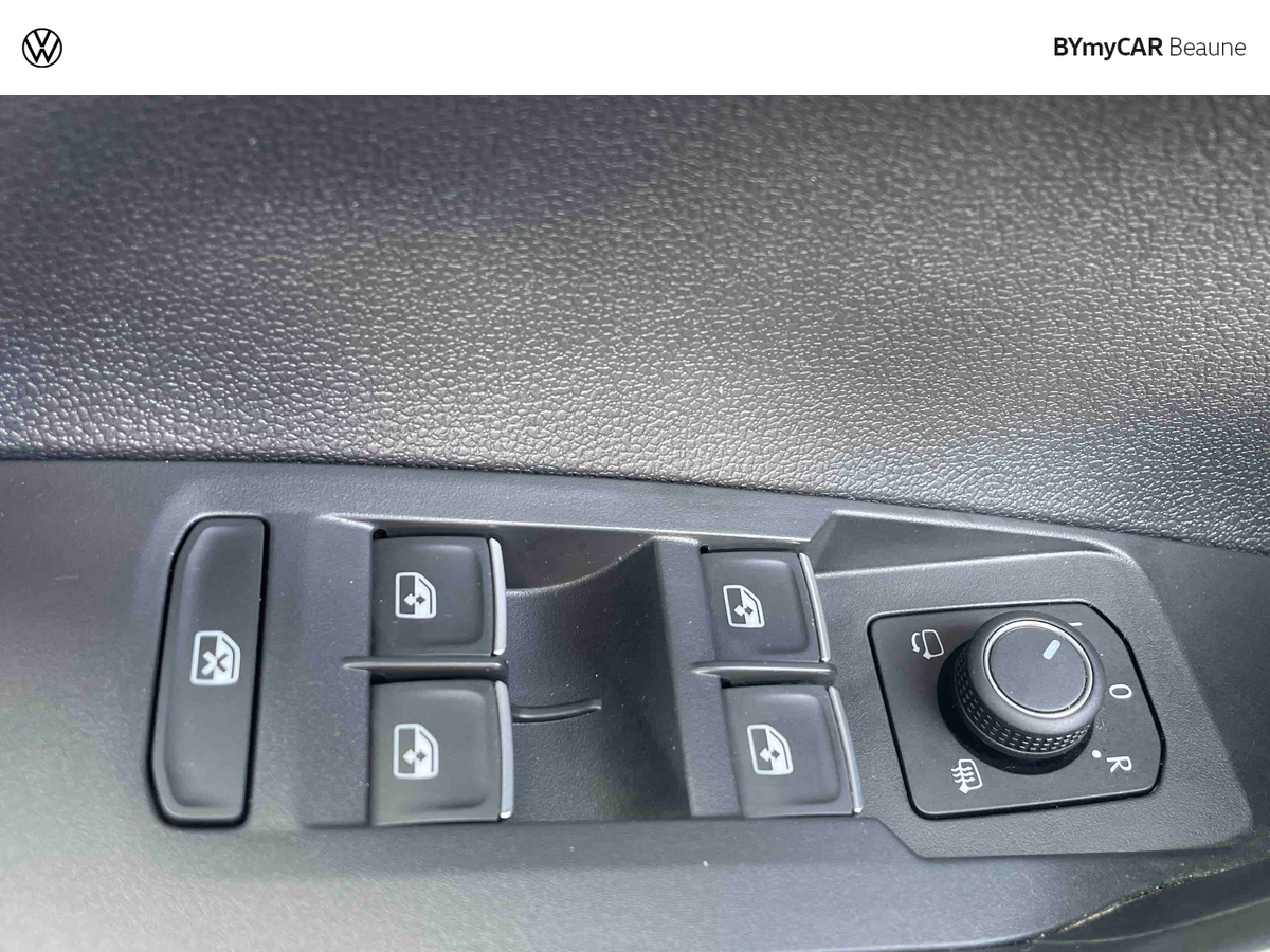 Volkswagen Taigo 1.5 TSI 150 DSG7 — photo 24