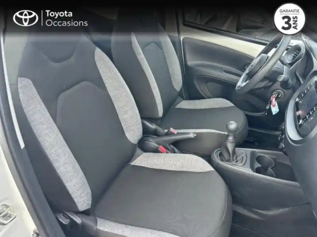 Toyota Aygo X 1.0 vvt-i 72ch active business — photo 12