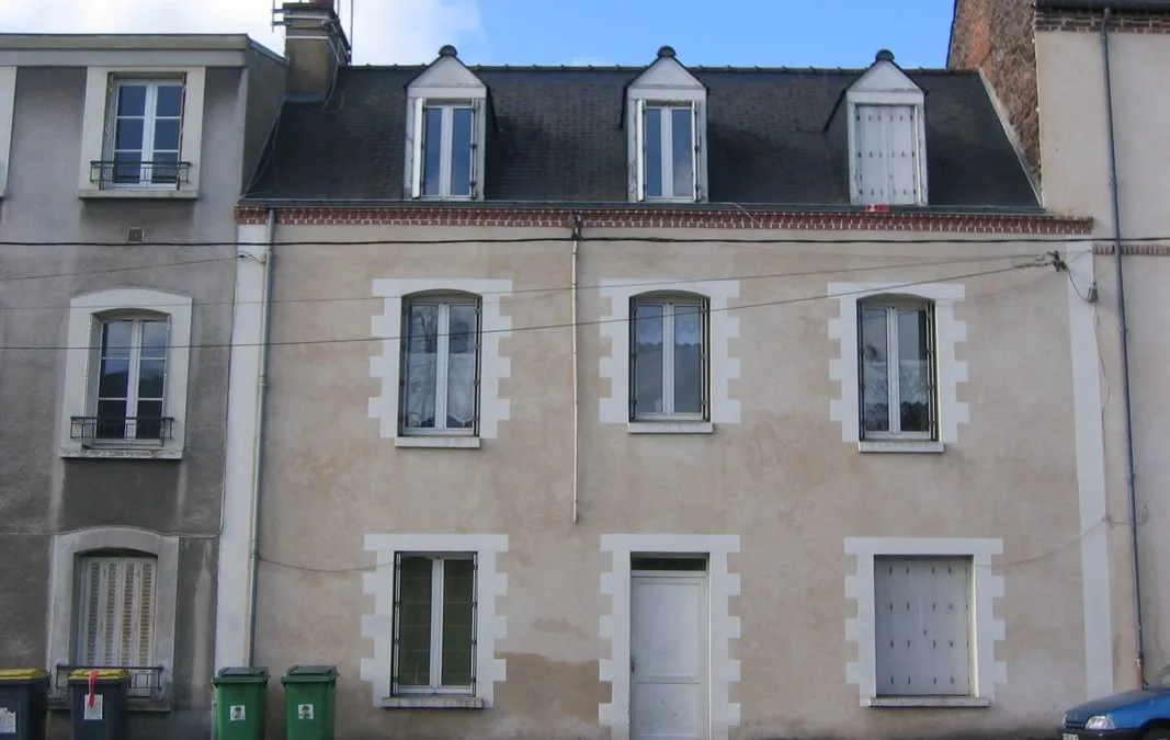 Photo 1