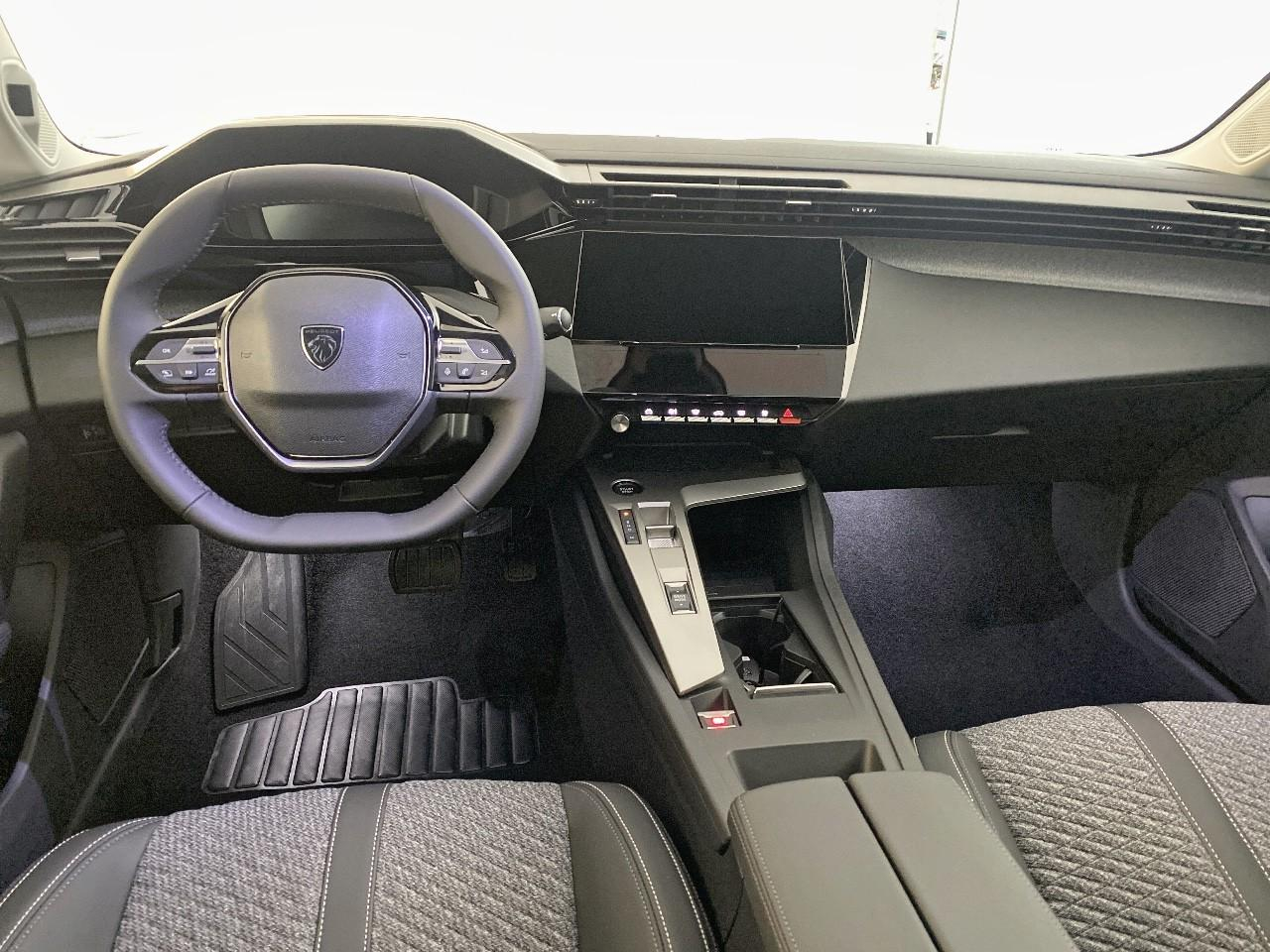 Peugeot 308 hybrid 145 e-dcs6 allure — photo 8