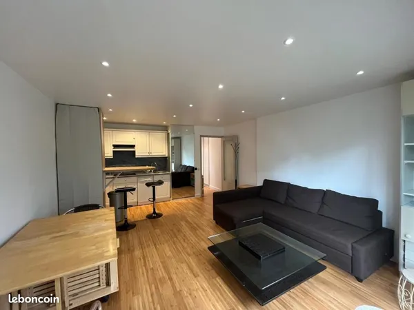 Studio 1 pièce 27 m²