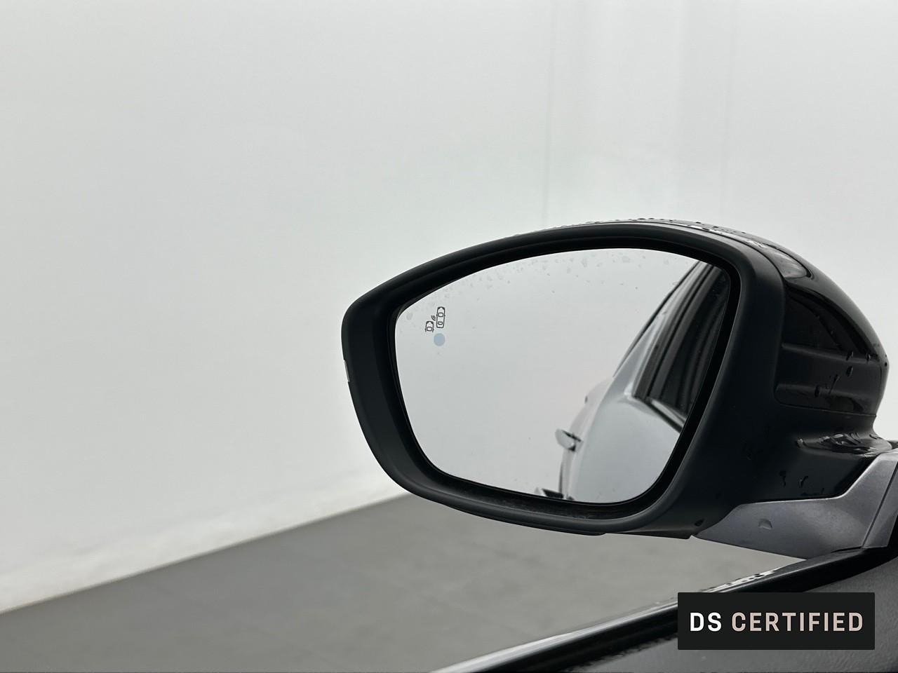 Ds Ds 3 crossback bluehdi 130 eat8 louvre — photo 36