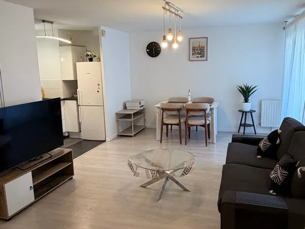 Chambre meublée en colocation - Franconville
