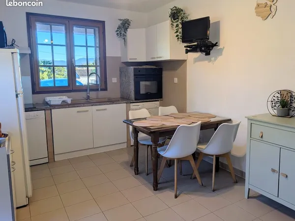 T3 meublé de 48m², tout compris (eau, électricité, internet), calme à Trova (Alata)