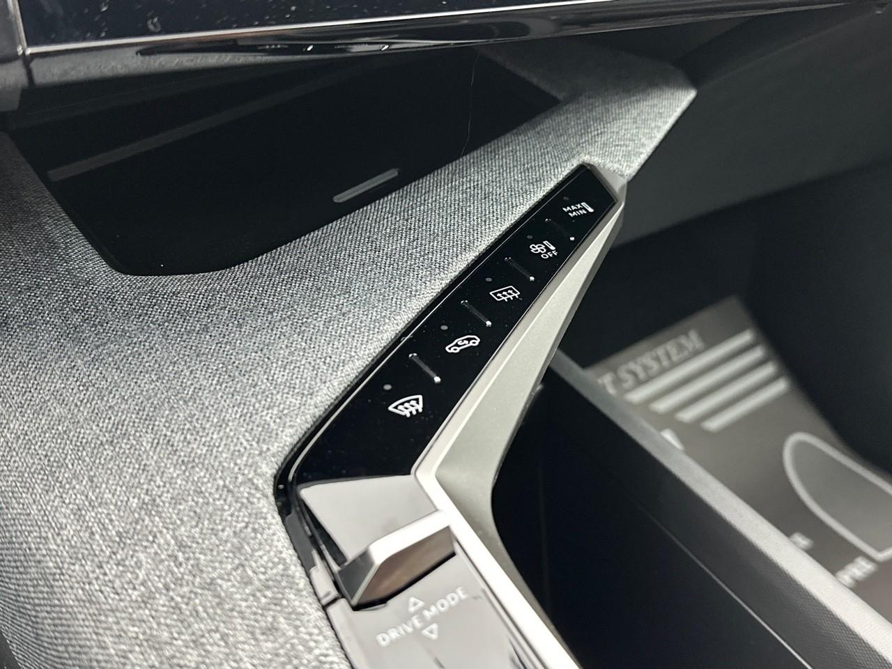 Peugeot 3008 hybrid 145 e-dcs6 allure — photo 29