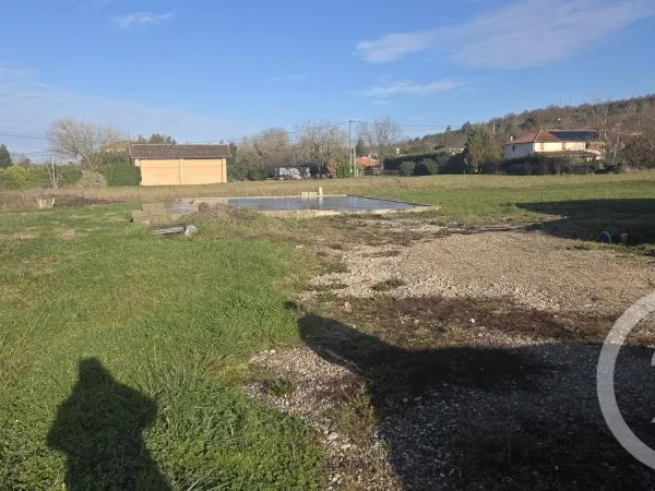 Terrain 1629 m²