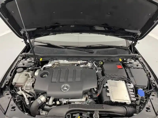 Mercedes Cla coupé 200 d 8g-dct — photo 20