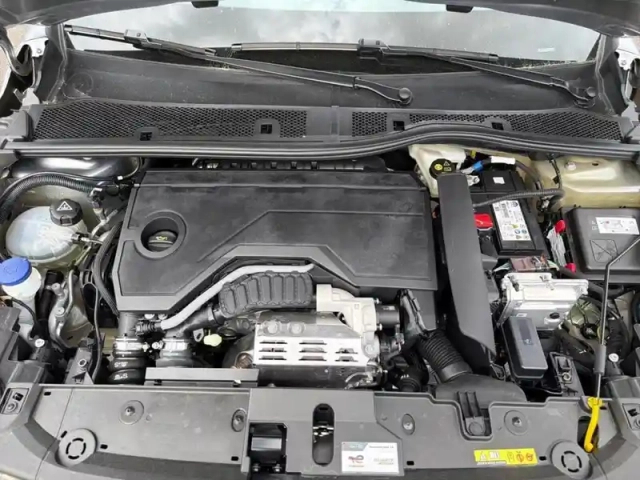 Peugeot 208 hybrid 100 e-dcs6 style — photo 7