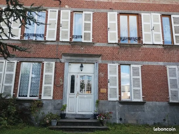 Maison de caractère mitoyenne de 200m2