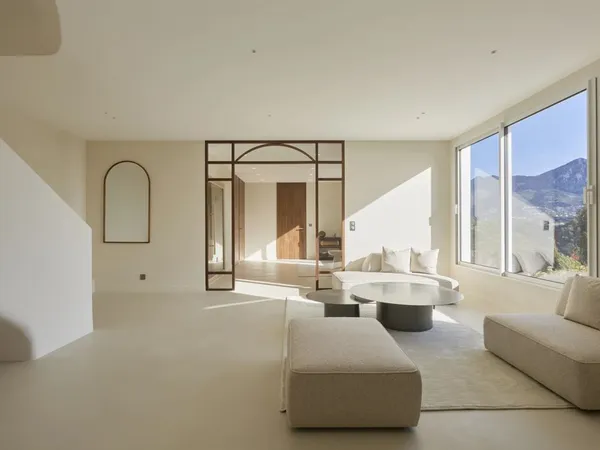 Villa 8 pièces 350 m²