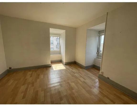 Appartement 4 pièces 77 m²