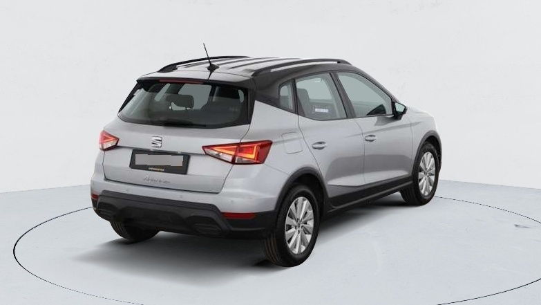 Seat Arona — photo 7