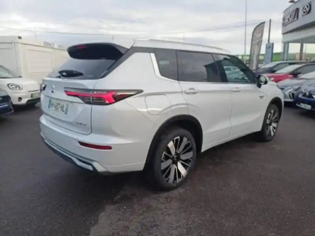 Mitsubishi Outlander 2.4 phev 306ch instyle 4wd my26 — photo 5
