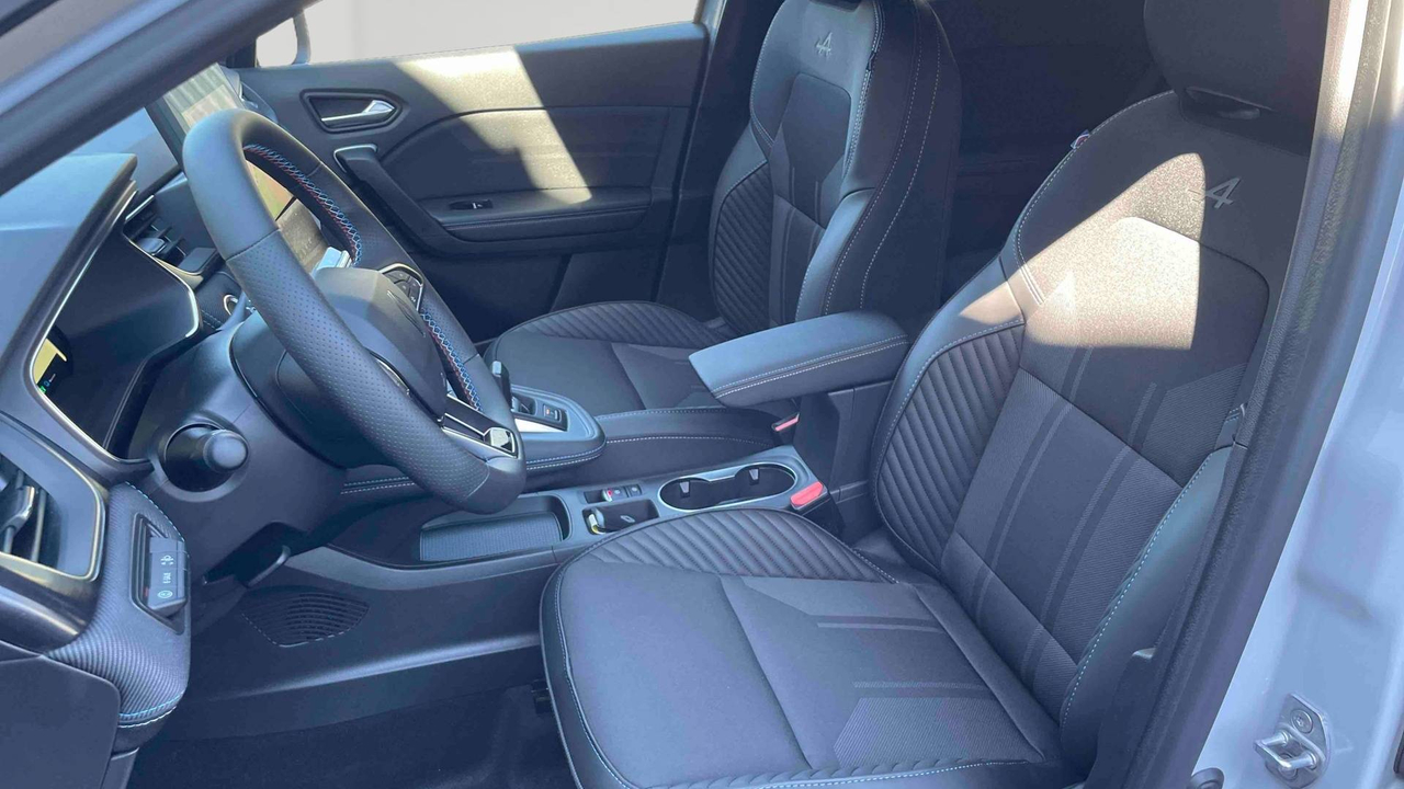 Renault Captur E-Tech full hybrid 160 ch — photo 12