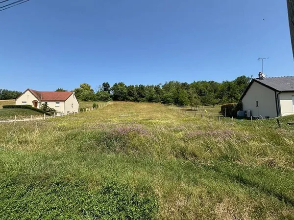 Terrain constructible 2890 m²
