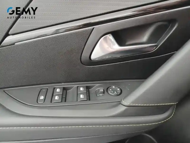 Peugeot 208 electrique 50 kwh 136ch — photo 47