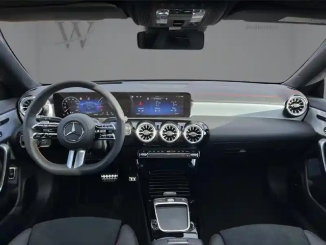 Mercedes Cla 200 d shooting brake amg l — photo 19