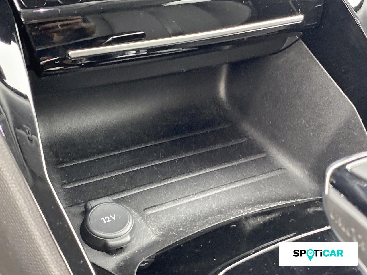 Peugeot 2008 1.2 puretech 130ch s&s allure eat8 — photo 16