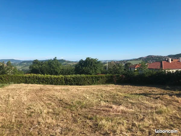 Vends Terrain orienté Plein sud